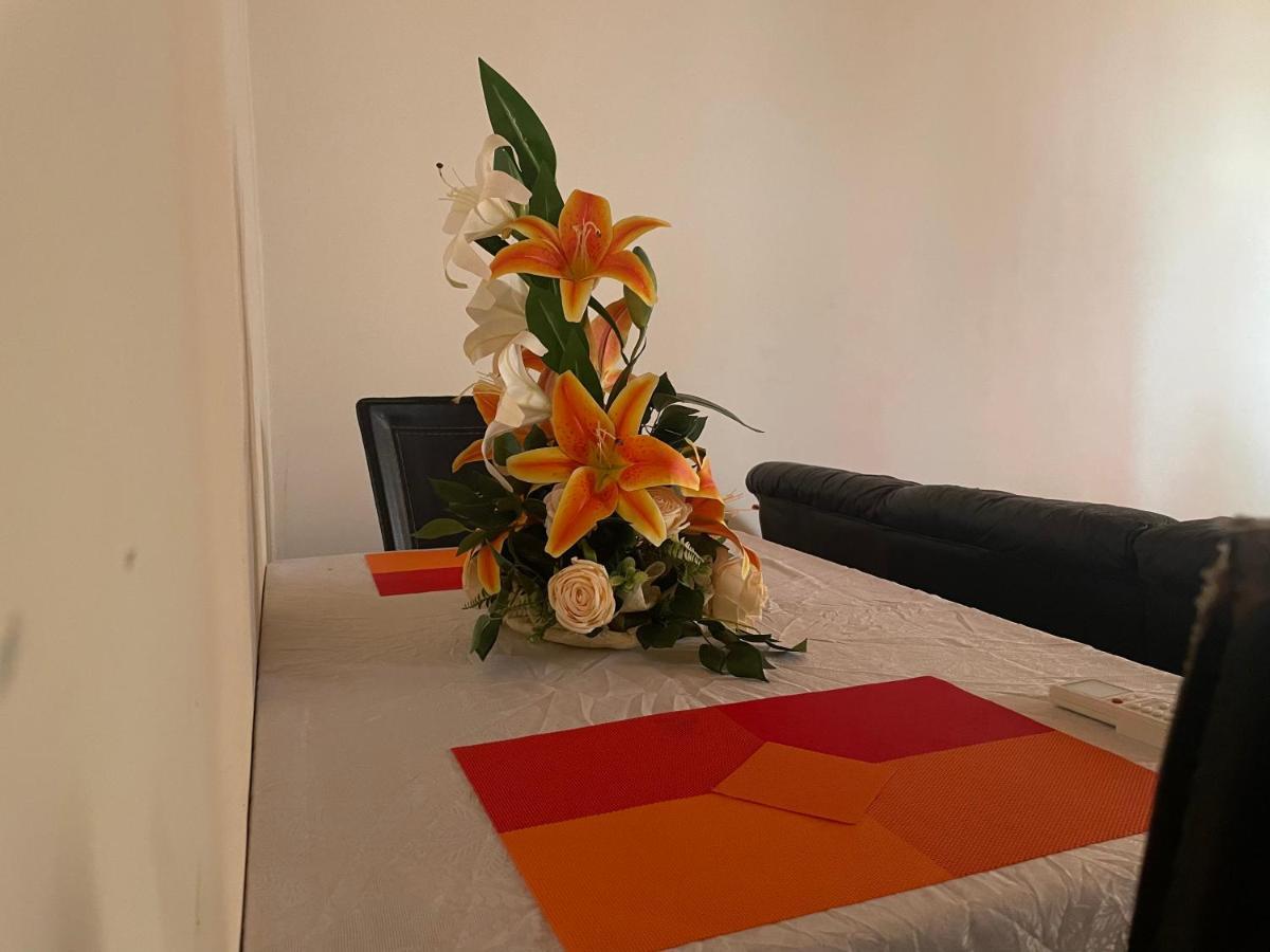 Km'S Cozy Spacious Calm Appart Meuble ياوندي المظهر الخارجي الصورة