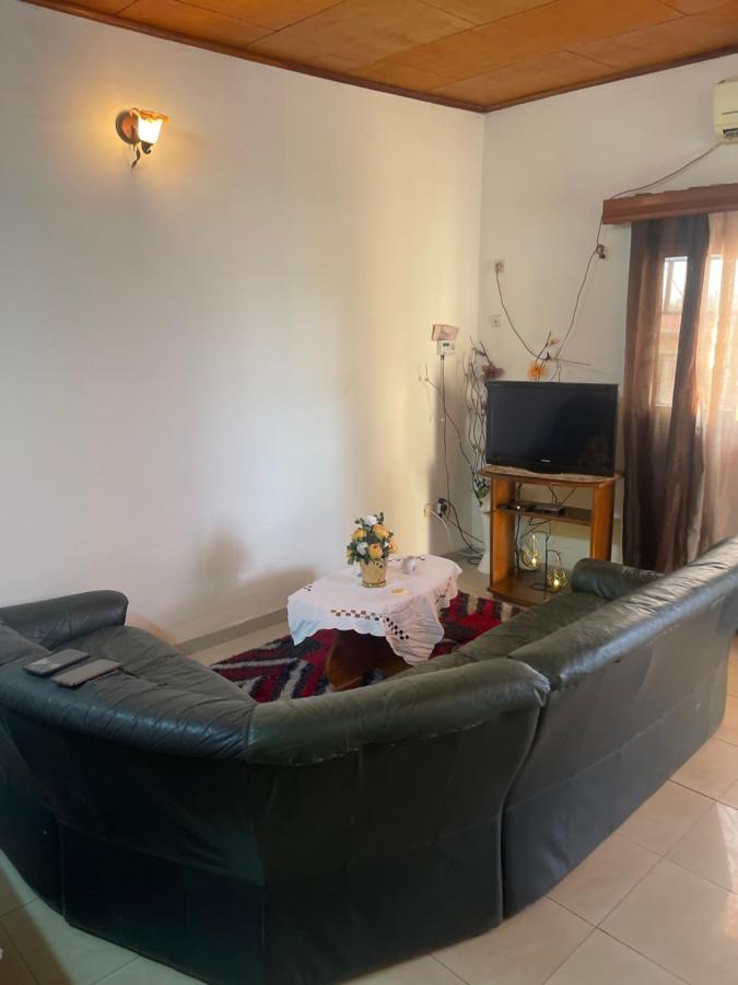 Km'S Cozy Spacious Calm Appart Meuble ياوندي المظهر الخارجي الصورة
